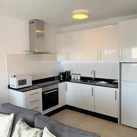 E27 Tabaibas * Puerto del Carmen (Lanzarote)